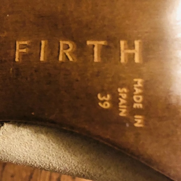 EXCELLENT FIRTH SUEDE ANKLE BOOT WOMEN'S SPAIN 39 - Picture 3 of 6